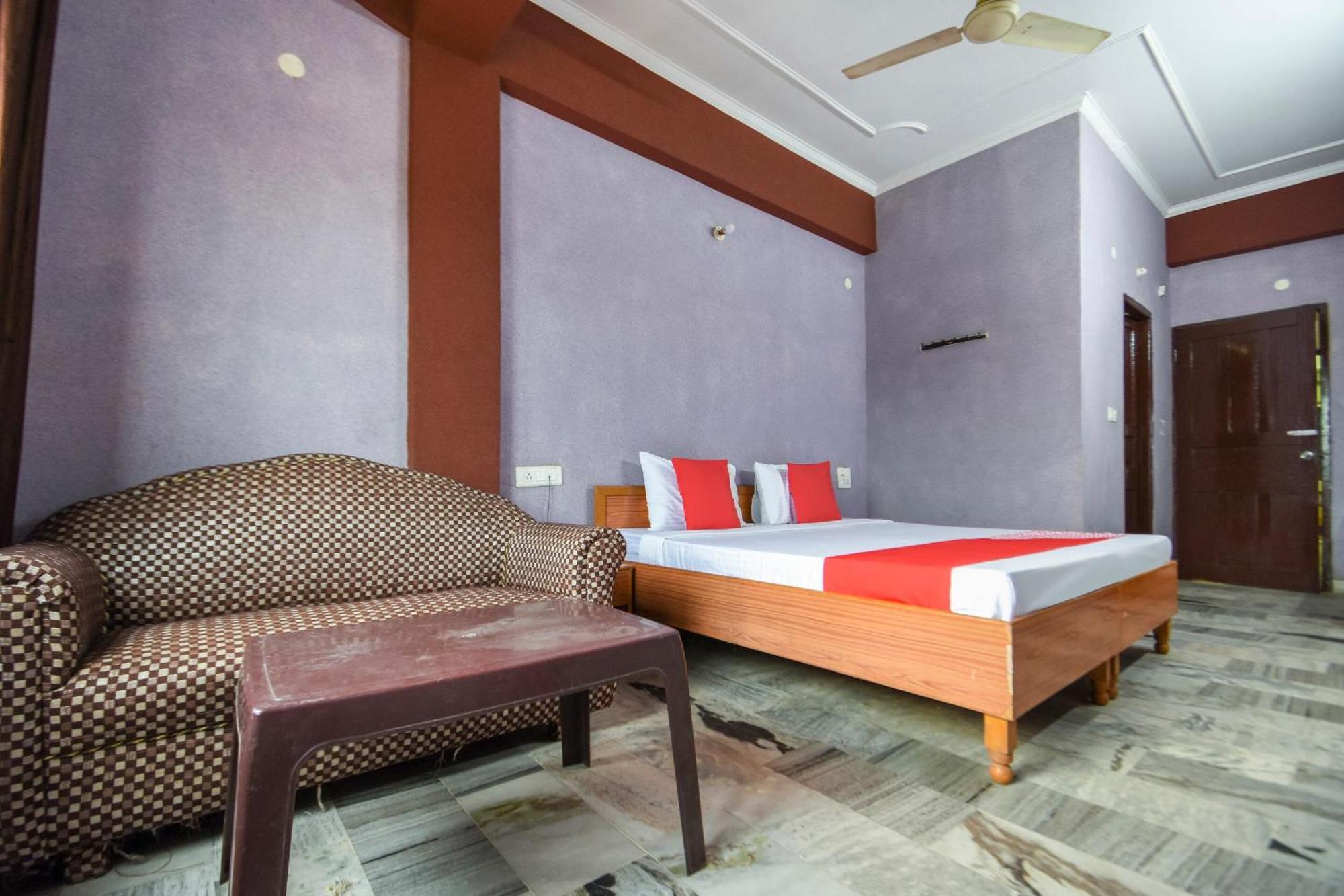 Nālāgarh Oyo Flagship Vibes Hotel מראה חיצוני תמונה